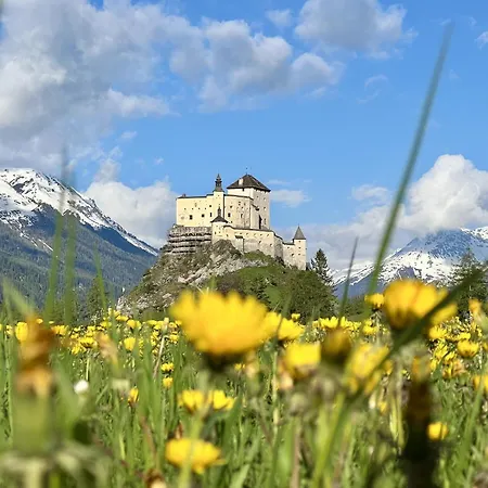 Апартаменты Suot Chaste