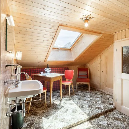 Апартаменты Suot Chaste *