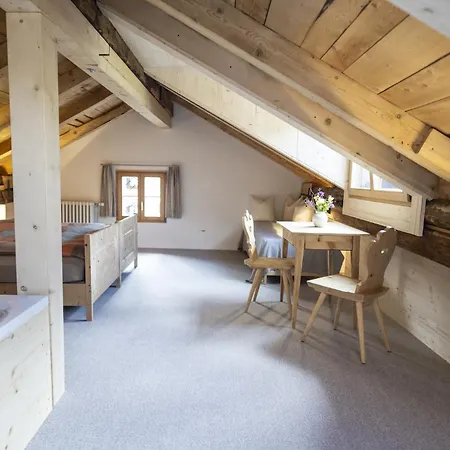 Appartement Suot Chaste *
